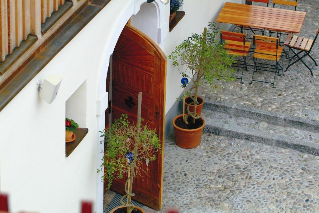Alte Post Hotel Feistritz an der Gail Екстериор снимка